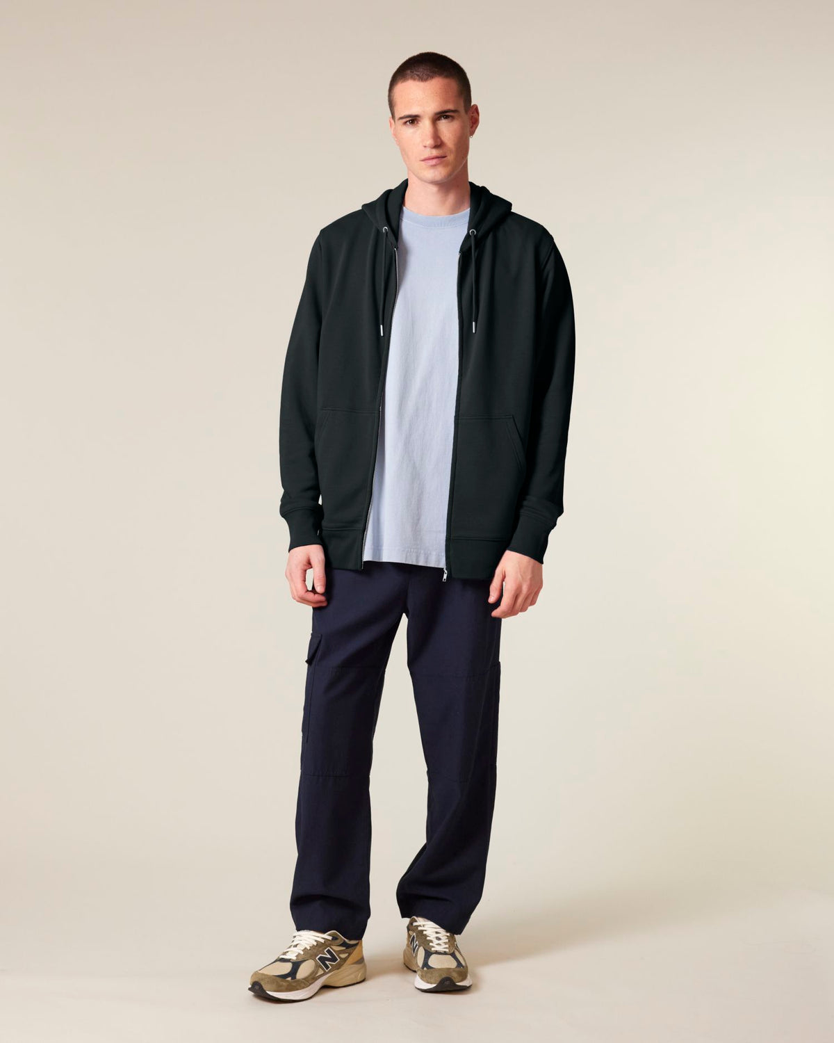 C002-STUDIO MAIN FRONT