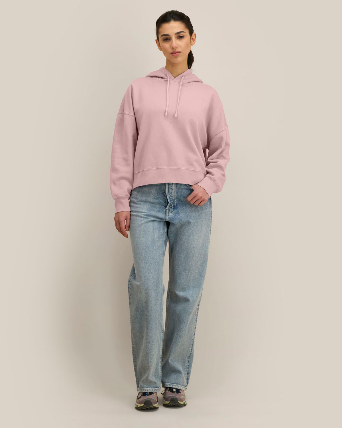 C175-STUDIO MAIN FRONT